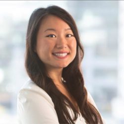 Vi Tran_Headshot Vi Tran_Headshot